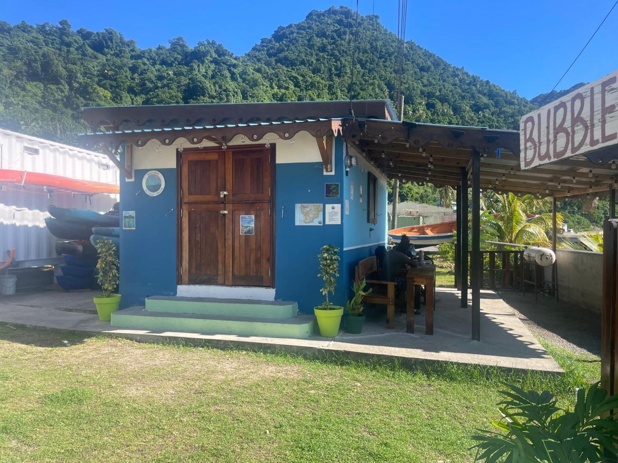 Rainbow Heights Apartment, Soufriere Exterior photo